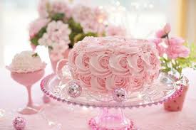 Find 10th anniversary gifts today and celebrate another year together. 10 Perfect Wedding Anniversary Cake Ideas Todays Woman