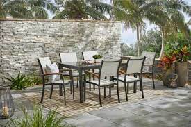 Outdoor Dining Sets For Warm Weather On