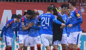 Holstein kiel won 8 direct matches.jahn regensburg won 3 matches.4 matches ended in a draw.on average in direct matches both teams scored a 2.13 goals per match. S6dli4svikl8dm
