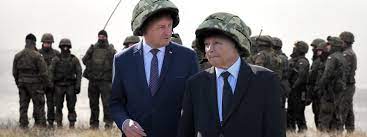 Ustawa o obronie ojczyzny. Co może się znaleźć w projekcie Kaczyńskiego? |  Newsweek