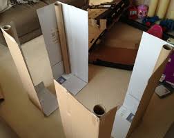 comment construire une cabane en carton