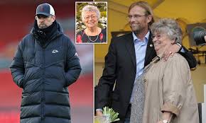 Jogi löw hört im sommer nach der em auf. Jurgen Klopp Devastated After His Mother S Death With The Liverpool Manager Blocked From Travelling Daily Mail Online