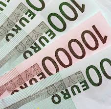 14 days historical data for 5000 euros in francs conversion with exchange rate. Bargeld Okonomen Fordern Den 10 000 Euro Schein Welt