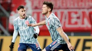Discover more posts about huntelaar. Jdytvcthw3ri M