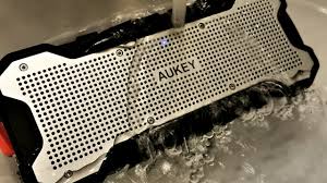 aukey s sk m12 bluetooth speaker is
