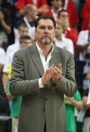Recognized as one of the best european players of all time, he won the euroscar six times, and the mr. Arvydas Sabonis Tema 15min Lt