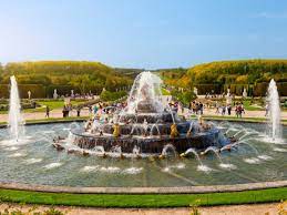 versailles palace gardens under threat