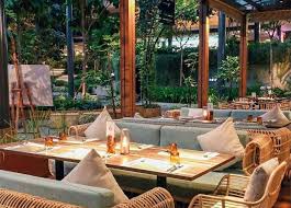 outdoor dining areas in the klang valley