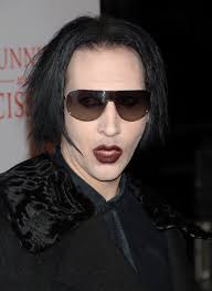 marilyn manson ditches makeup for