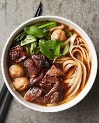 slow cooker thai beef noodle soup