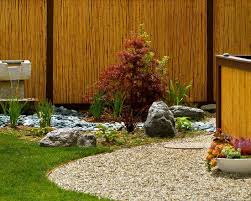 Ideas For An Attractive Bamboo Garden Fence