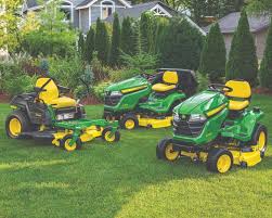 zero turn mower versus lawn tractor