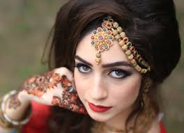 celebrity makeup artist in jaipur