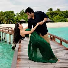 Saath Nibhana Saathiya fame Rucha Hasabnis shares DREAMY pictures of her  anniversary from Maldives!