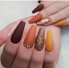 Before you apply nail art design on your nails, you need to make sure that your nails are clean. Pinterest Sanell M Solid Color Nails Nail Designs Glitter Nails