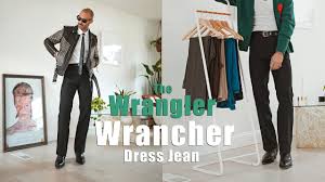 wrangler wrancher dress jean sizing
