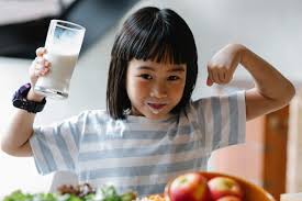 Some of the protein foods you can eat to help you on how to gain weight in a week include eggs, legumes, different dairy products, nuts, fish, meats and many other foods. 7 Healthy Food For Kids To Gain Weight Fast Best Food For Babies To Gain Weight