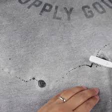 how to get oil stains out of clothes if