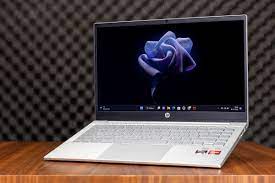 Laptop Best Buy Guide - Tot 700 euro: HP Pavilion 14 - Tweakers