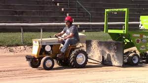 garden tractor pull 800lb stock