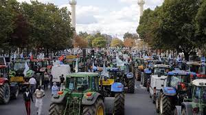 Farmers Stage Massive Tractor Protest In Paris | WAMU