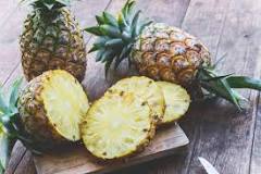 What part of the pineapple is poisonous?