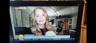 Patsy palmer switched off her video call during an interview on good morning britain after noticing the description on the screen called her an addict the eastenders star joined hosts susanna reid and ben shephard to speak about her healthy lifestyle in malibu, california. Rperjehjlstqm