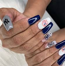 new york yankees baseball nail art