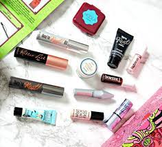 benefit christmas gift sets in