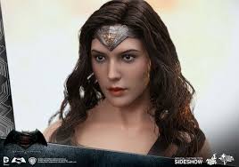 hot toys wonder woman action figure is