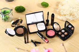 makeup kit images hd pictures for free