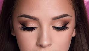 how to do eye makeup for small eyes