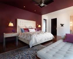 Спалня в неутрални цветове предлага спокойствие, уединение и. Spalnya V Cvyat Marsala 14 Interiorni Resheniya Rozali Com