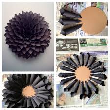 simple paper wreath for any room decor