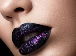 glitter lips for your new makeup look