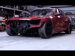 The engine comes fully dressed (with mega bracket capable of accepting optional ac compressor) and the wiring harness for both the engine bay and interior side are as plug as play as they come. Mazda Rx 8 Mit Cummins Diesel Wahnwitziger Motorentausch