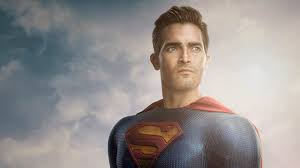 The most common superman and lois material is ceramic. Superman Lois Reveals First Look At The Man Of Steel S New Suit