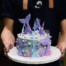 Then decorate her bodice and skirt however you like. Customised Cakes In Singapore 11 Bakeries To Get It From