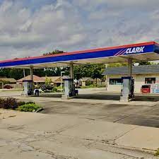 milwaukee wisconsin gas stations