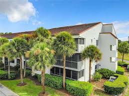 55 active condos in clearwater
