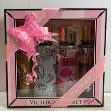 Victoria's secret spokesmodels are also referred to as angels and have included famed beauties such as claudia schiffer, helena christensen, tyra banks, heidi klum and laetitia casta. Victoria S Secret 250ml Gift Set Original Quality Shopee Malaysia