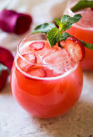 homemade fresh strawberry lemonade