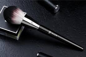 custom makeup brushes support private