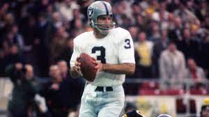 Legendary Raiders quarterback Daryle ...