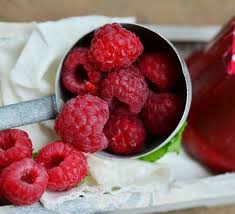 low sugar raspberry jalapeño jam