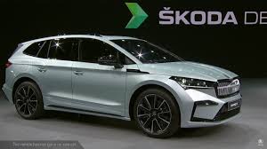 Skoda has decided its electric suv needs more low and bigger wheels, both of which you'll find on the new sportline version. Skoda Enyaq Iv Is Official With Three Battery And Five Electric Motor Versions Eur 35 000 Starting Price