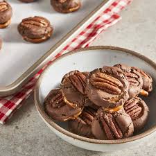 rolo pretzel turtles recipe