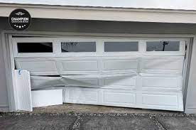 garage door repair & installation gambar png