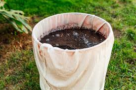 Making And Using Manure Tea In Your Garden