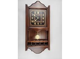 Vintage Bulova Wall Clock With Pendulum